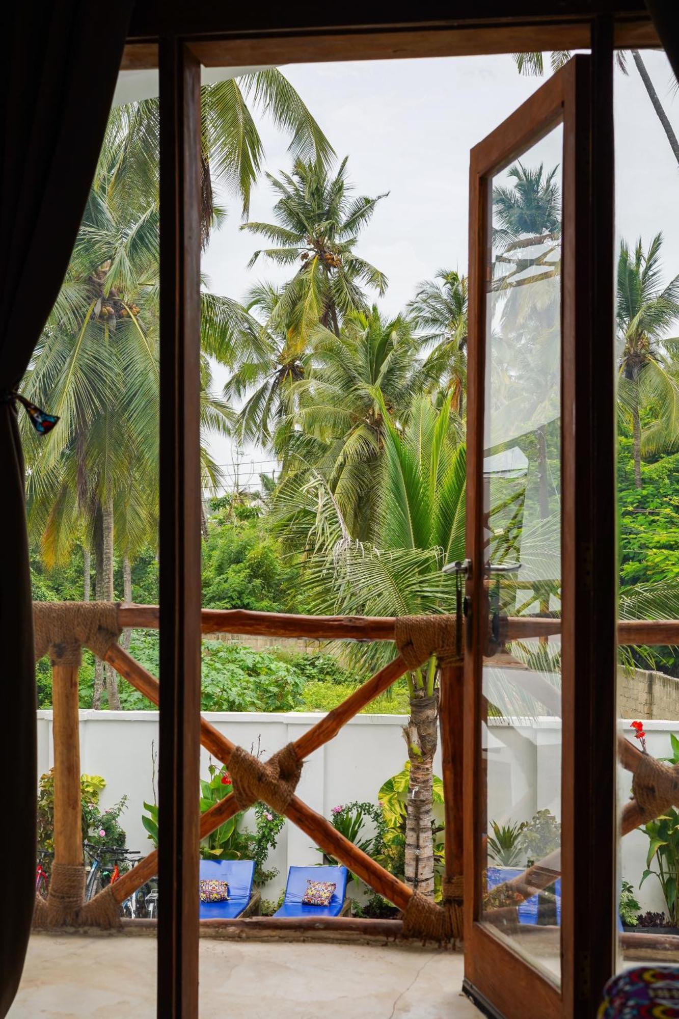 Mambo Cabana Pwani Mchangani Exterior foto