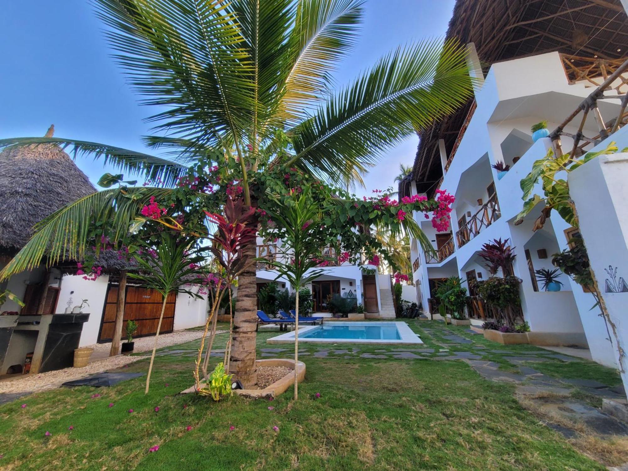 Mambo Cabana Pwani Mchangani Exterior foto
